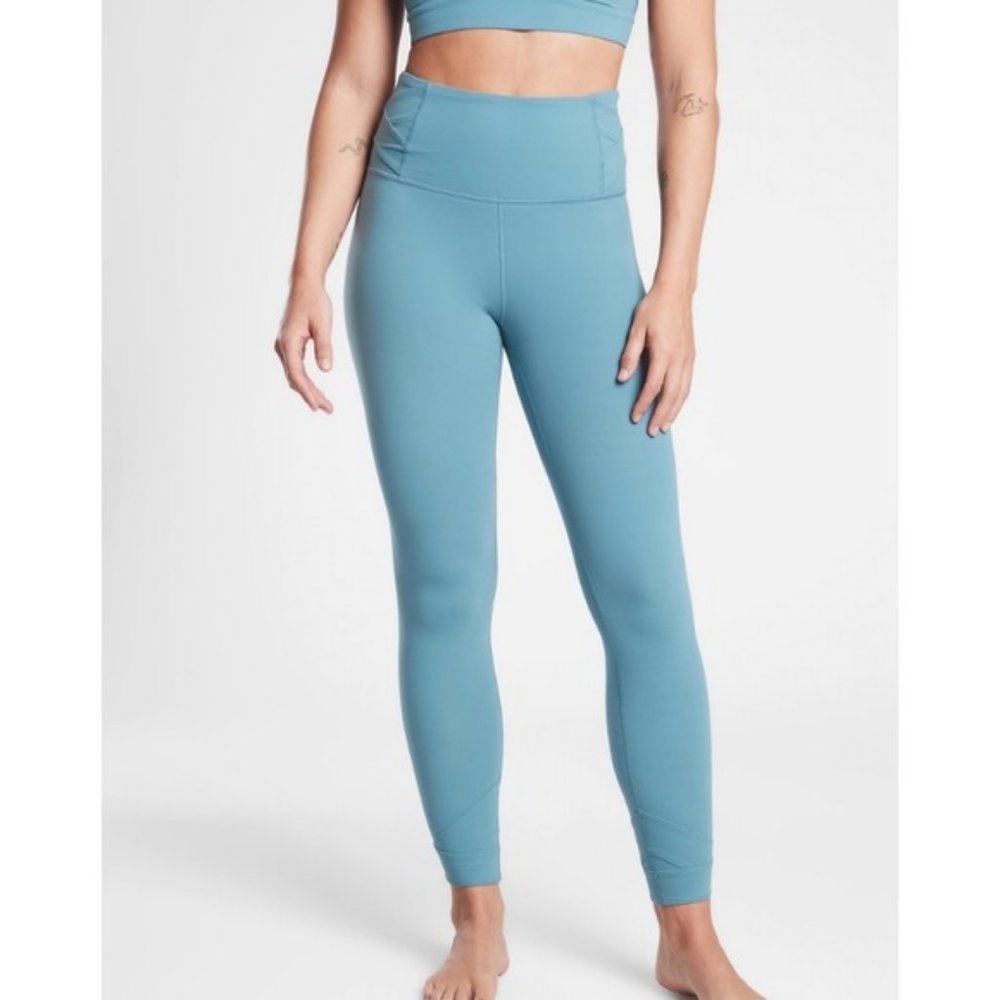 Athleta Elation Pirouette 7/8 Tight